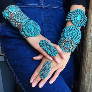 Meet your Posher, Baebee